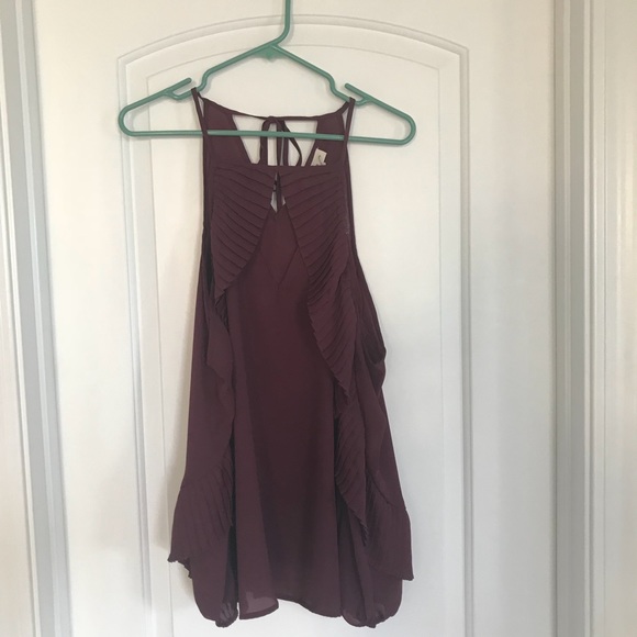 Entro Plum Cold Shoulder Top - Picture 2 of 7